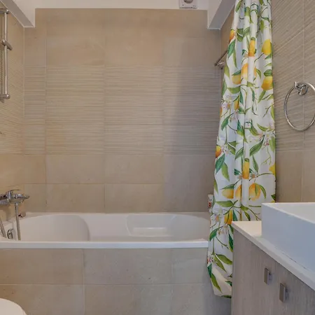 Lemon Paradise Centre 200m From Apartament