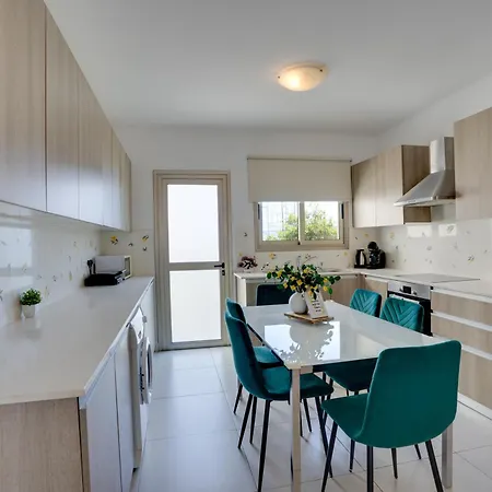 Lemon Paradise Centre 200m From Larnaka