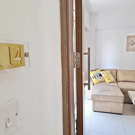 Lemon Paradise Centre 200m From Apartment