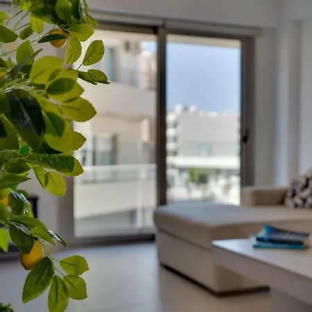 Lemon Paradise Centre 200m From Larnaca