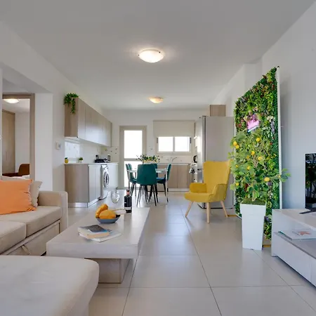 Apartment Lemon Paradise Centre 200m From Larnaca