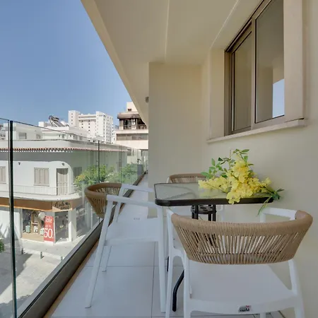Lemon Paradise Centre 200m From Larnaca